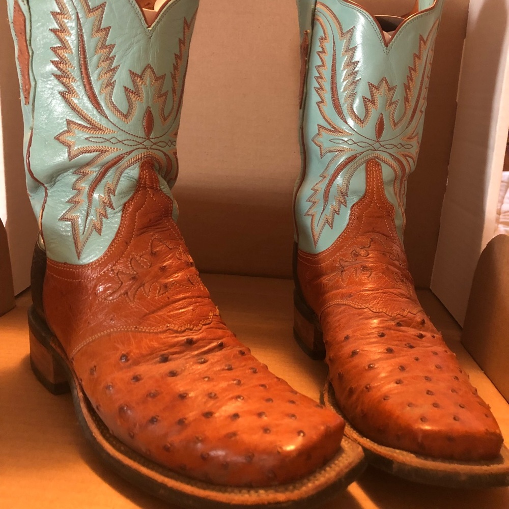 Women’s Lucchese Ostrich boots